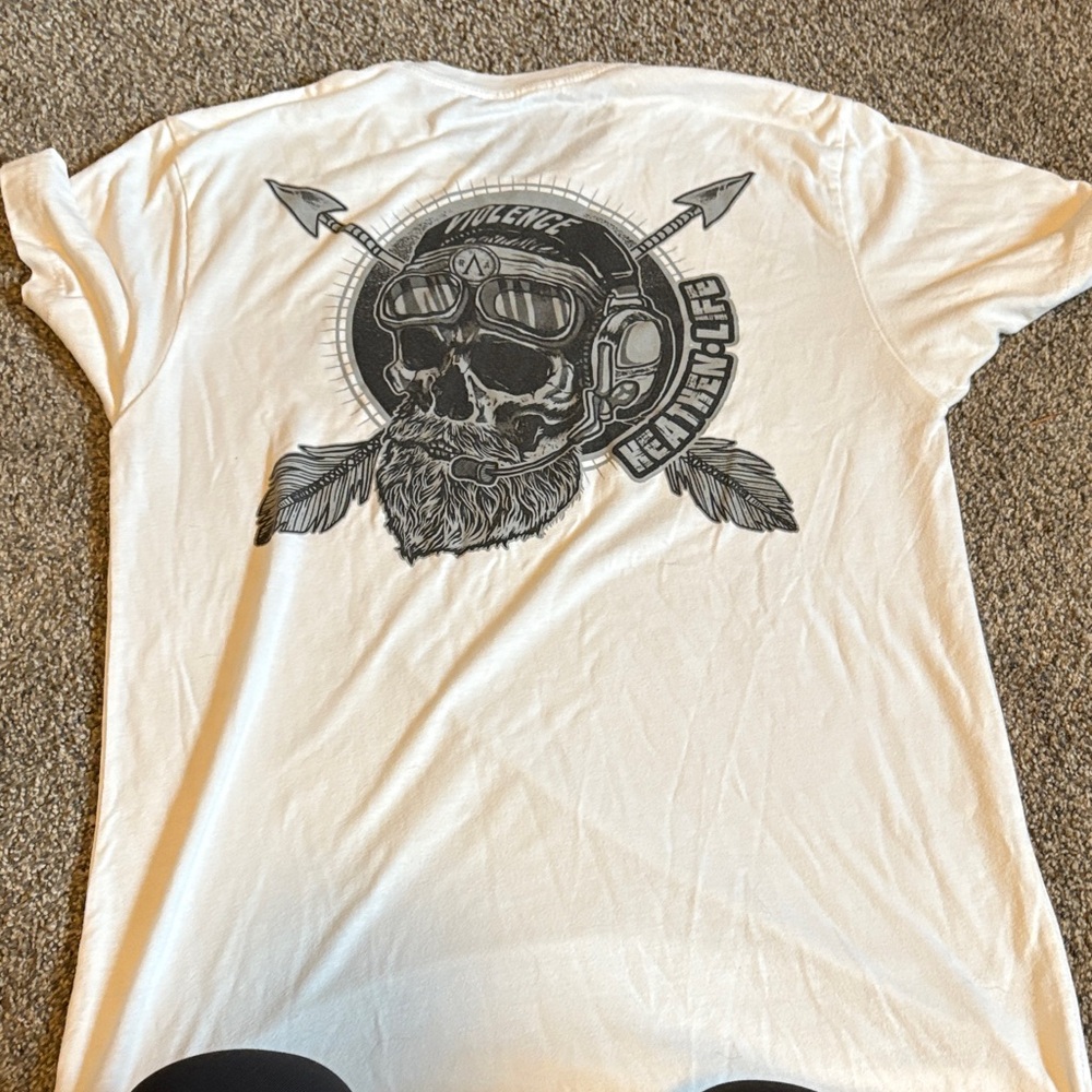 Rogue White Tee with Skull and Arrow Graphic
